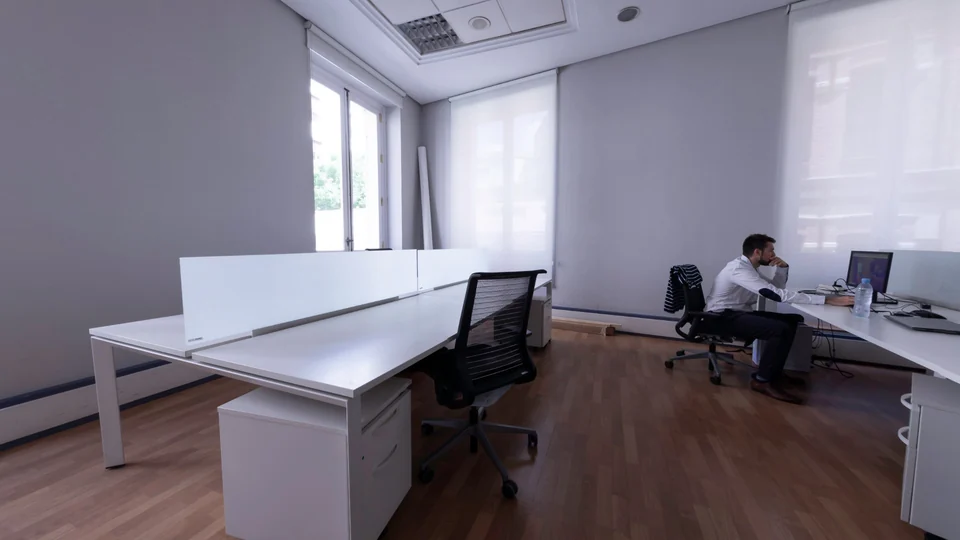 Workstations of a real office photographed in 360°